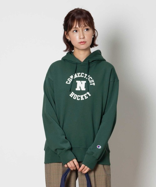 Champion(チャンピオン)の「Champion(チャンピオン)【レディース】裏起毛プリントパーカー(スウェット・レディース・グレー/ダークグレー/グリーン/ホワイト・S/M/L/XL)」の13枚目の写真