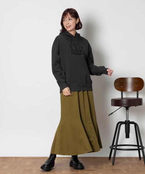 Champion(チャンピオン)の「Champion(チャンピオン)【レディース】裏起毛プリントパーカー(スウェット・レディース・グレー/ダークグレー/グリーン/ホワイト・S/M/L/XL)」の17枚目の写真