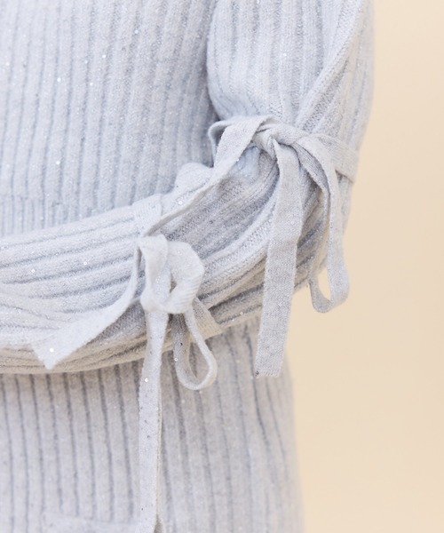 REDYAZEL（レディアゼル）の「【セットアップ可能】ラメスパンコールダブルリボンニット（ニット/セーター・レディース・ライトグレー/ベージュ/ブルー・FREE）」の21枚目の写真