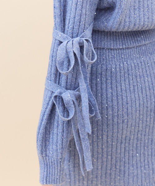 REDYAZEL（レディアゼル）の「【セットアップ可能】ラメスパンコールダブルリボンニット（ニット/セーター・レディース・ライトグレー/ベージュ/ブルー・FREE）」の9枚目の写真