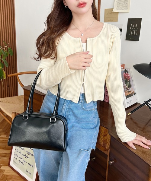 moment+（モーメントプラス）の「ロングハンドルボストンバッグ（ボストンバッグ・レディース・ブラウン/ボルドー/アイボリー/ブラック・FREE）」の9枚目の写真