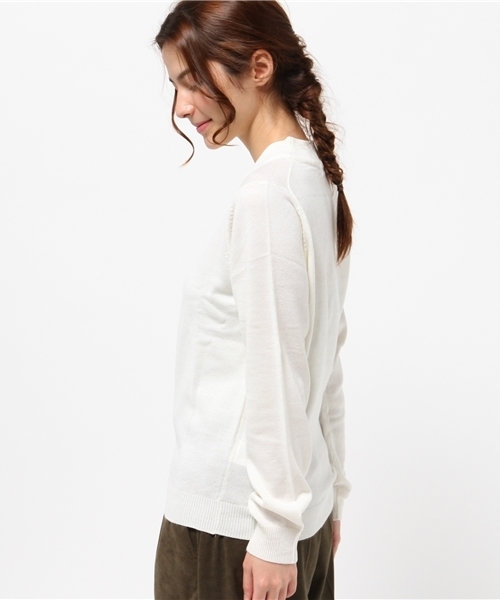 earth music&ecology（アースミュージックアンドエコロジー）の「ハイネックベーシックニットプルオーバー（ニット/セーター・レディース・ネイビー/レッド/アイボリー/杢グレー・MEDIUM/SMALL）」の10枚目の写真