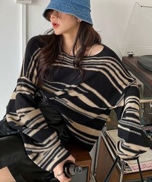 オフショルダーボーダールーズニット