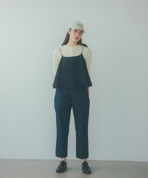 studio CLIP（スタディオクリップ）の「ルーズテーパードデニムパンツ[プチ・プラスサイズあり]《CLIP denim》（デニムパンツ・レディース・インディゴブルー/ライトブルー・SMALL/MEDIUM/LARGE/X-LARGE/XX-LARGE/XXX-LARGE/PM/PL）」の3枚目の写真