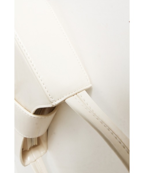 &. NOSTALGIA(アンドドットノスタルジア)の「【ZOZO限定】フラップリボンバッグ(ショルダーバッグ・レディース・ブラック/ホワイト・FREE)」の15枚目の写真