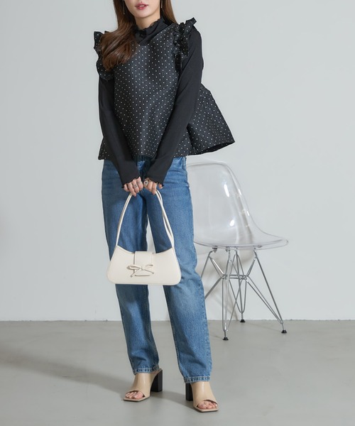 &. NOSTALGIA(アンドドットノスタルジア)の「【ZOZO限定】フラップリボンバッグ(ショルダーバッグ・レディース・ブラック/ホワイト・FREE)」の9枚目の写真