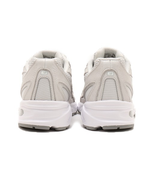 NEW BALANCE(ニューバランス)の「New Balance U740GS2 / ニューバランス U740GS2(スニーカー・メンズ・グレー・24.5cm/24.0cm/23.5cm/25.0cm/23.0cm)」の4枚目の写真