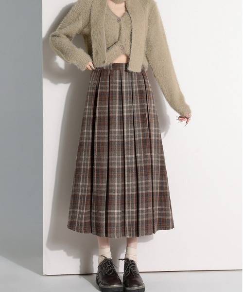 gossip!ロサンゼルス(ゴシップロサンゼルス)の「【サイズあり】ウールライクヴィンテージ チェック 厚手タックプリーツスカート(秋冬の韓国ファッション ガーリー定番)(スカート・レディース・ブラウン/グレー・S/M/L/XL)」の2枚目の写真