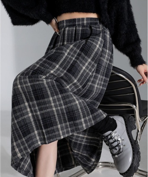 gossip!ロサンゼルス(ゴシップロサンゼルス)の「【サイズあり】ウールライクヴィンテージ チェック 厚手タックプリーツスカート(秋冬の韓国ファッション ガーリー定番)(スカート・レディース・ブラウン/グレー・S/M/L/XL)」の6枚目の写真