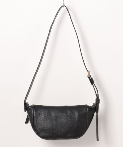 ALLSAINTS(オールセインツ)の「MADEA LEATHER CROSSBODY BAG | MADEA レザー クロスボディ バッグ(ショルダーバッグ・レディース・ブラック・ONE SIZE)」の2枚目の写真
