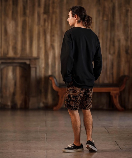 CAMBIO（カンビオ）の「mlt5074-キーネックサイドスリットカットソー（Tシャツ/カットソー・メンズ・アイボリー/グレイッシュベージュ/ブラック・M/L/XL）」の9枚目の写真