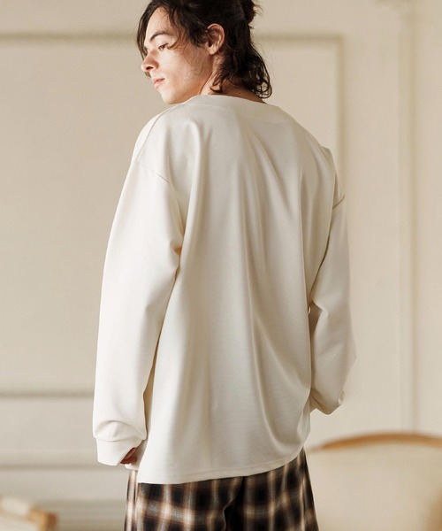 CAMBIO（カンビオ）の「mlt5074-キーネックサイドスリットカットソー（Tシャツ/カットソー・メンズ・アイボリー/グレイッシュベージュ/ブラック・M/L/XL）」の12枚目の写真