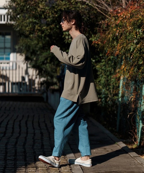 CAMBIO（カンビオ）の「mlt5074-キーネックサイドスリットカットソー（Tシャツ/カットソー・メンズ・アイボリー/グレイッシュベージュ/ブラック・M/L/XL）」の18枚目の写真