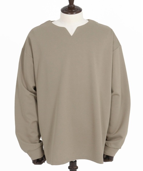 CAMBIO（カンビオ）の「mlt5074-キーネックサイドスリットカットソー（Tシャツ/カットソー・メンズ・アイボリー/グレイッシュベージュ/ブラック・M/L/XL）」の20枚目の写真