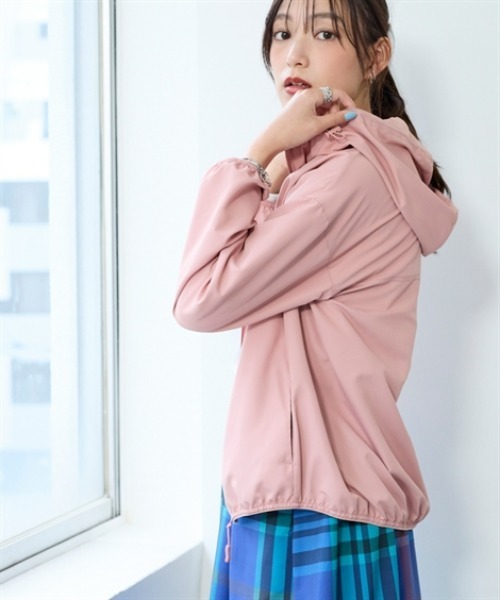 nissen（ニッセン）の「軽tetポケッタブルブルゾン（UVカット・はっ水・花粉がつきにくい）＜大きいサイズ有＞（ブルゾン・レディース・グリーン/ピンク/アイボリー/ブラック・3L/S/M/L/LL）」の10枚目の写真