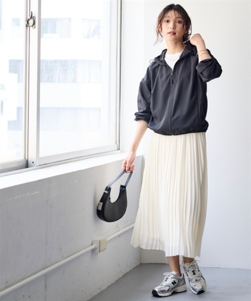 nissen（ニッセン）の「軽tetポケッタブルブルゾン（UVカット・はっ水・花粉がつきにくい）＜大きいサイズ有＞（ブルゾン・レディース・グリーン/ピンク/アイボリー/ブラック・3L/S/M/L/LL）」の17枚目の写真