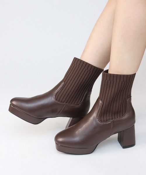 LibertyDoll(リバティードール)の「Liberty doll /ニットヒールブーツ ソックスブーツ(9154)(ブーツ・レディース・ブラック/ダークブラウン/シルバー/アイボリー・S/LL/L/M)」の1枚目の写真