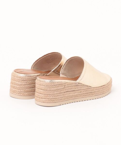 inter-chaussures（インターショシュール）の「【Tamaris】厚底ジュートソールミュールサンダル(455701)（サンダル・レディース・ゴールド・37/38/39/40/36）」の2枚目の写真