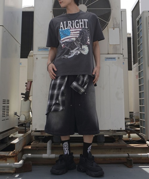 SPINNS（スピンズ）の「ピグメント加工プリントTシャツ/レトロイーグル/短丈/古着風（Tシャツ/カットソー・メンズ・ブラック/カーキ・ONESIZE）」の9枚目の写真