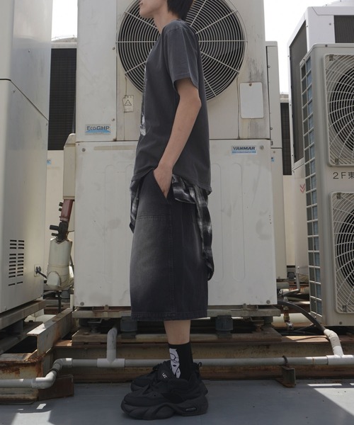 SPINNS（スピンズ）の「ピグメント加工プリントTシャツ/レトロイーグル/短丈/古着風（Tシャツ/カットソー・メンズ・ブラック/カーキ・ONESIZE）」の12枚目の写真