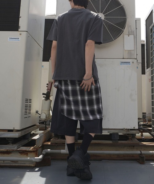 SPINNS（スピンズ）の「ピグメント加工プリントTシャツ/レトロイーグル/短丈/古着風（Tシャツ/カットソー・メンズ・ブラック/カーキ・ONESIZE）」の13枚目の写真