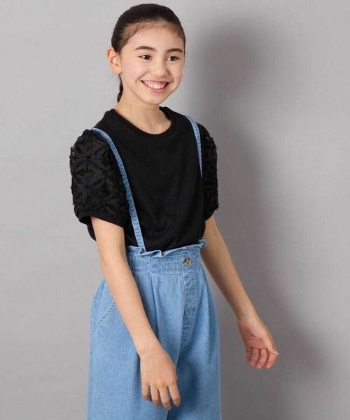 a.v.v（アーヴェヴェ）の「[140-150]フラワーテープテレコカットソー（Tシャツ/カットソー・キッズ・ブラック/ホワイト・150/140）」の2枚目の写真
