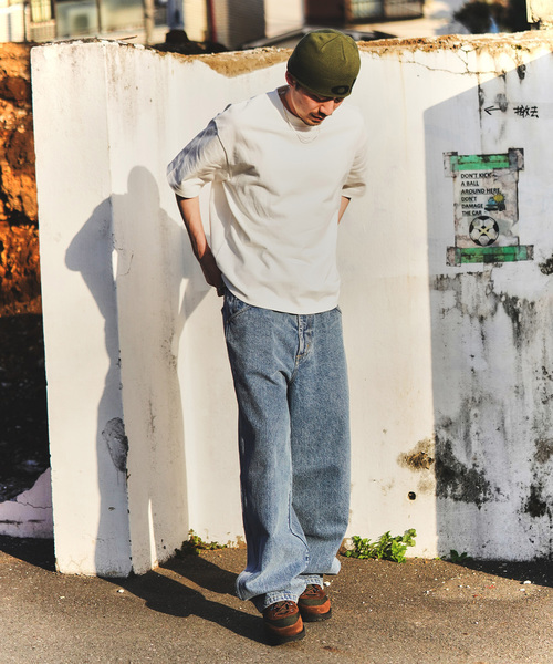 WISM（ウィズム）の「WISM BASIC TEE（Tシャツ/カットソー・メンズ・ホワイト/チャコールグレー・MEDIUM/LARGE）」の5枚目の写真