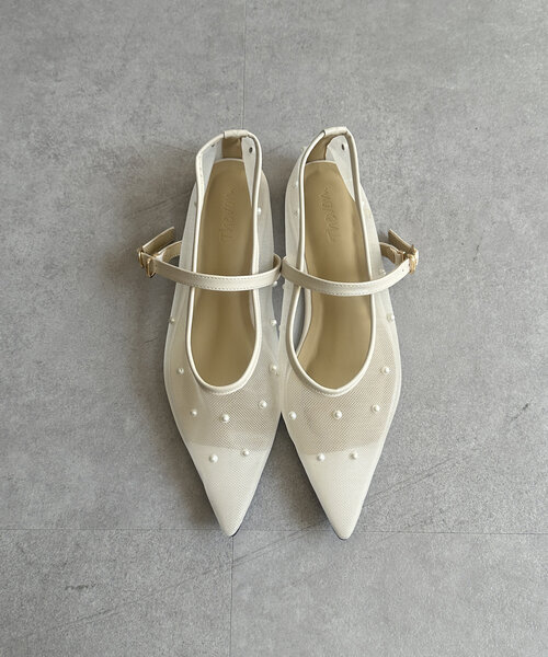 Thevon（ゼボン）の「シアーパールパンプス（サンダル・レディース・アイボリー/ブラック・M/L）」の7枚目の写真