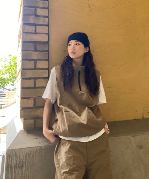 専用　新品未使用　unfil ハーフジップベスト ユニセックス】ナイロンプルオーバーハーフジップベスト