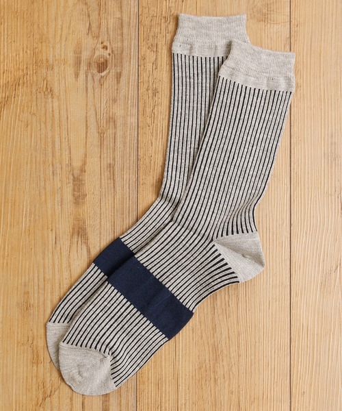 MR.EVERYDAY`S(ミスターエブリデイズ)の「MR.EVERYDAY'S SOCKS(WEDENSDAY) 靴下 ラインソックス MR-E054-100(ソックス/靴下・メンズ・ブラック/グレー/ネイビー・FREE)」の1枚目の写真