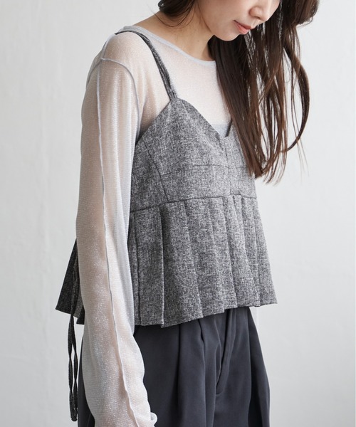 VENCEEXCHANGE(ヴァンスエクスチェンジ)の「サマーツイードプリーツキャミソール(シャツ/ブラウス・レディース・グレー/ブラック/アイボリー/ブラウン・FREE)」の3枚目の写真