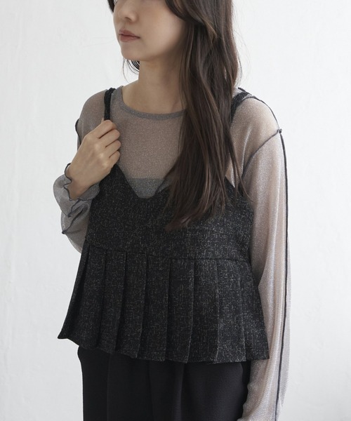 VENCEEXCHANGE(ヴァンスエクスチェンジ)の「サマーツイードプリーツキャミソール(シャツ/ブラウス・レディース・グレー/ブラック/アイボリー/ブラウン・FREE)」の5枚目の写真