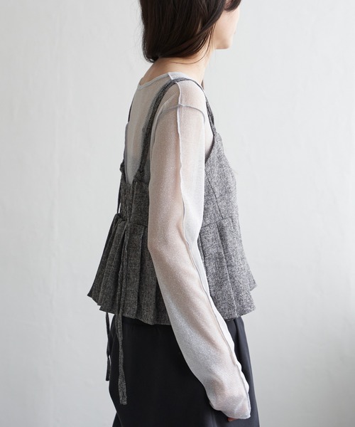 VENCEEXCHANGE(ヴァンスエクスチェンジ)の「サマーツイードプリーツキャミソール(シャツ/ブラウス・レディース・グレー/ブラック/アイボリー/ブラウン・FREE)」の14枚目の写真