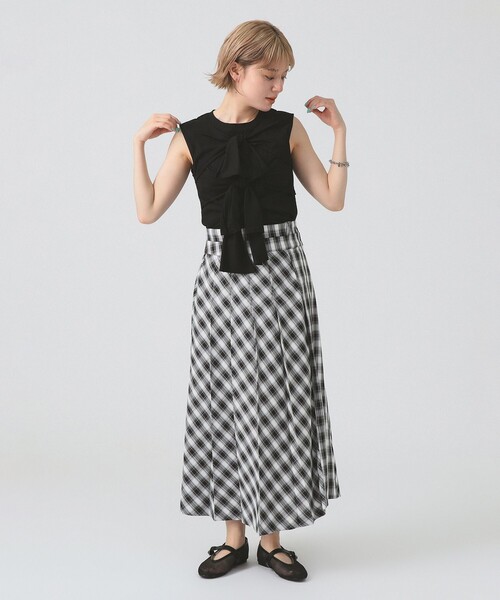 Ray BEAMS（レイビームス）の「フロント リボン ノースリーブ トップス（Tシャツ/カットソー・レディース・ブラック/ホワイト/ライトグレー・ONE SIZE）」の13枚目の写真