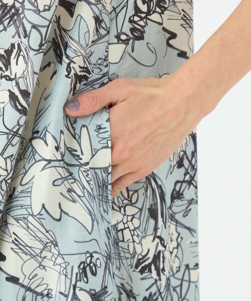 セール】トードリリープリント タック＆ギャザーワンピース