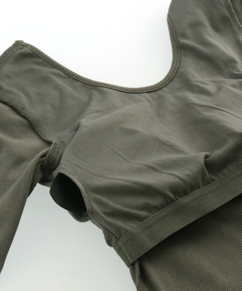 anap mimpi(アナップミンピ)の「バックオープン テレコ リブ カップ付き 半袖 Tシャツ(Tシャツ/カットソー・レディース・キナリ/ダークグレー・FREE)」の15枚目の写真