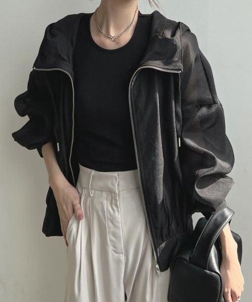 CADBURY（キャドバリー）の「ｼｱｰﾊﾟｰｶｰｼﾞｯﾌﾟｱｯﾌﾟ（その他トップス・レディース・ホワイト/ブラック/ベージュ・FREE）」の12枚目の写真