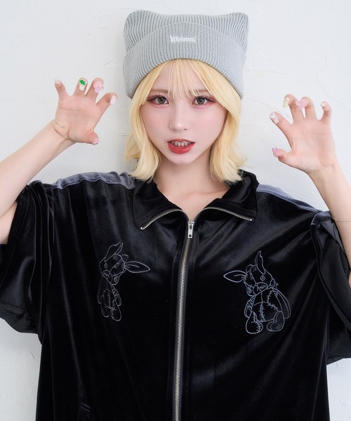 Whinny（ホワイニー）の「Whinny/《予約受付中★》くつろぎねこパンチ帽（ニットキャップ/ビーニー・レディース・ホワイト/ブラック/グレー・FREE）」の12枚目の写真