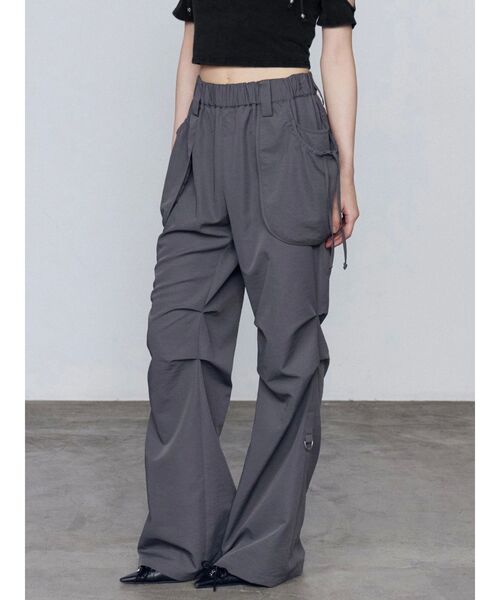 EMODA(エモダ)の「ハングポケットセミフレアパンツ(その他パンツ・レディース・その他/グレー/ブラック・FREE)」の2枚目の写真