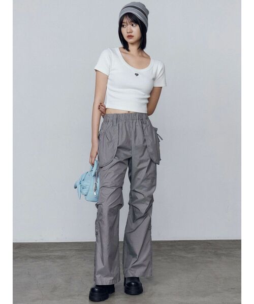 EMODA(エモダ)の「ハングポケットセミフレアパンツ(その他パンツ・レディース・その他/グレー/ブラック・FREE)」の19枚目の写真