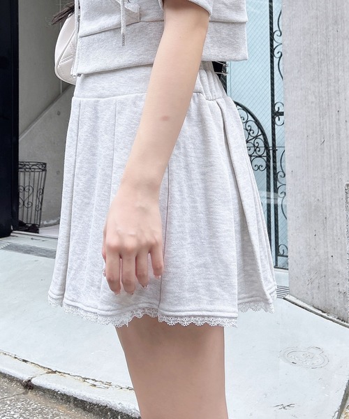 INGNI（イング）の「裾レースミニスウェットプリーツスカート（スカート・レディース・ネイビー/オートミール/グレー・FREE）」の9枚目の写真