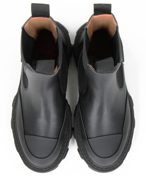 GANNI（ガニー）の「GANNI/ガニー Cleated Mid Chelsea Boot / S2576 / チェルシーブーツ / チャンキー（ブーツ・レディース・ブラック・38/37/36）」の2枚目の写真