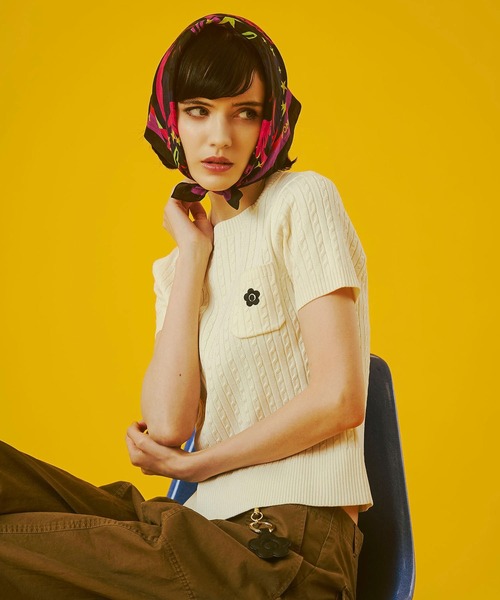 MARY QUANT（マリークワント）の「【レッドROSE BUD別注カラー】(MARY QUANT)CABLE HALF SLEEVE KNIT（ニット/セーター・レディース・オフホワイト/ブラック/レッド・ONE SIZE）」の7枚目の写真