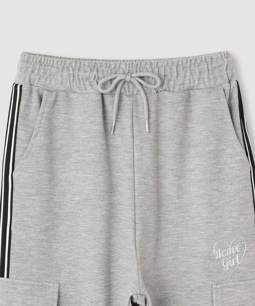 RICH MIX(リッチミックス)の「RICHMIX サイドライン カーゴパンツ(カーゴパンツ・キッズ・杢グレー/ブラック・140/130/160/150)」の4枚目の写真