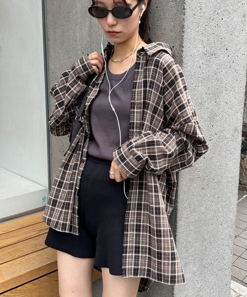 CIAOPANIC TYPY（チャオパニックティピー）の「【UNISEX】モール混長袖チェックシャツ（シャツ/ブラウス・レディース・チャコールグレー/ブラウン/ネイビー/イエロー・MEDIUM/LARGE）」の2枚目の写真