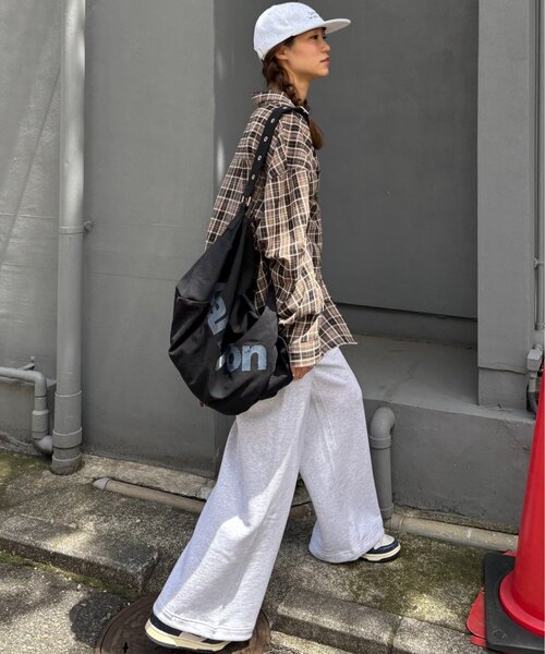 CIAOPANIC TYPY（チャオパニックティピー）の「【UNISEX】モール混長袖チェックシャツ（シャツ/ブラウス・レディース・チャコールグレー/ブラウン/ネイビー/イエロー・MEDIUM/LARGE）」の15枚目の写真