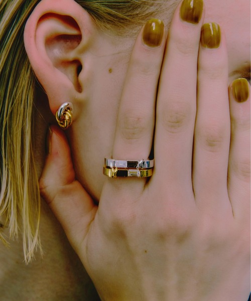 LAPUIS（ラピュイ）の「LAPUIS(ラピュイ)Knot Square ring（リング・レディース・シルバー/ゴールド・11号/13号）」の2枚目の写真