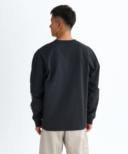 Quiksilver(クイックシルバー)の「TC OLD ENGLISH LT/クイックシルバースリーブロゴプリント長袖ロンT(Tシャツ/カットソー・メンズ・ブラック/ホワイト・MEDIUM/LARGE/X-LARGE)」の7枚目の写真