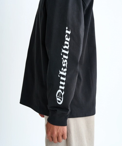 Quiksilver(クイックシルバー)の「TC OLD ENGLISH LT/クイックシルバースリーブロゴプリント長袖ロンT(Tシャツ/カットソー・メンズ・ブラック/ホワイト・MEDIUM/LARGE/X-LARGE)」の9枚目の写真