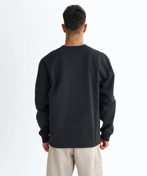 Quiksilver(クイックシルバー)の「TC OLD ENGLISH LT/クイックシルバースリーブロゴプリント長袖ロンT(Tシャツ/カットソー・メンズ・ブラック/ホワイト・MEDIUM/LARGE/X-LARGE)」の6枚目の写真